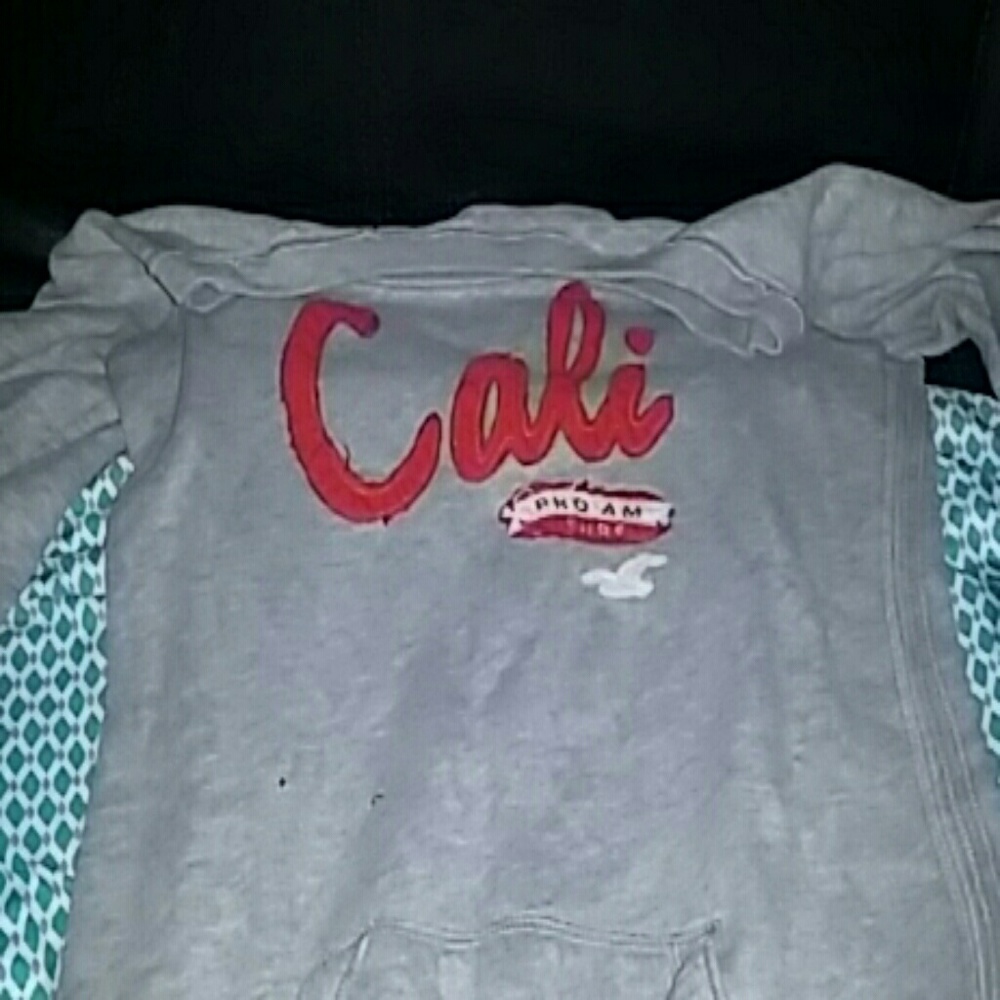 Sweatshirt